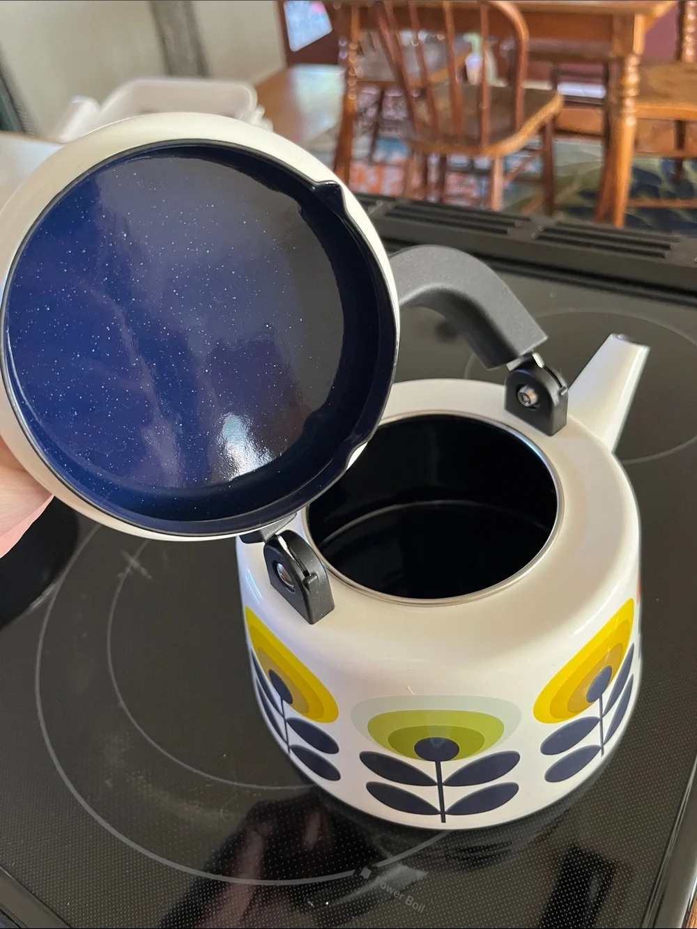 Orla Kiely Retro 70s Style Enamel Kettle Oval Flower Print